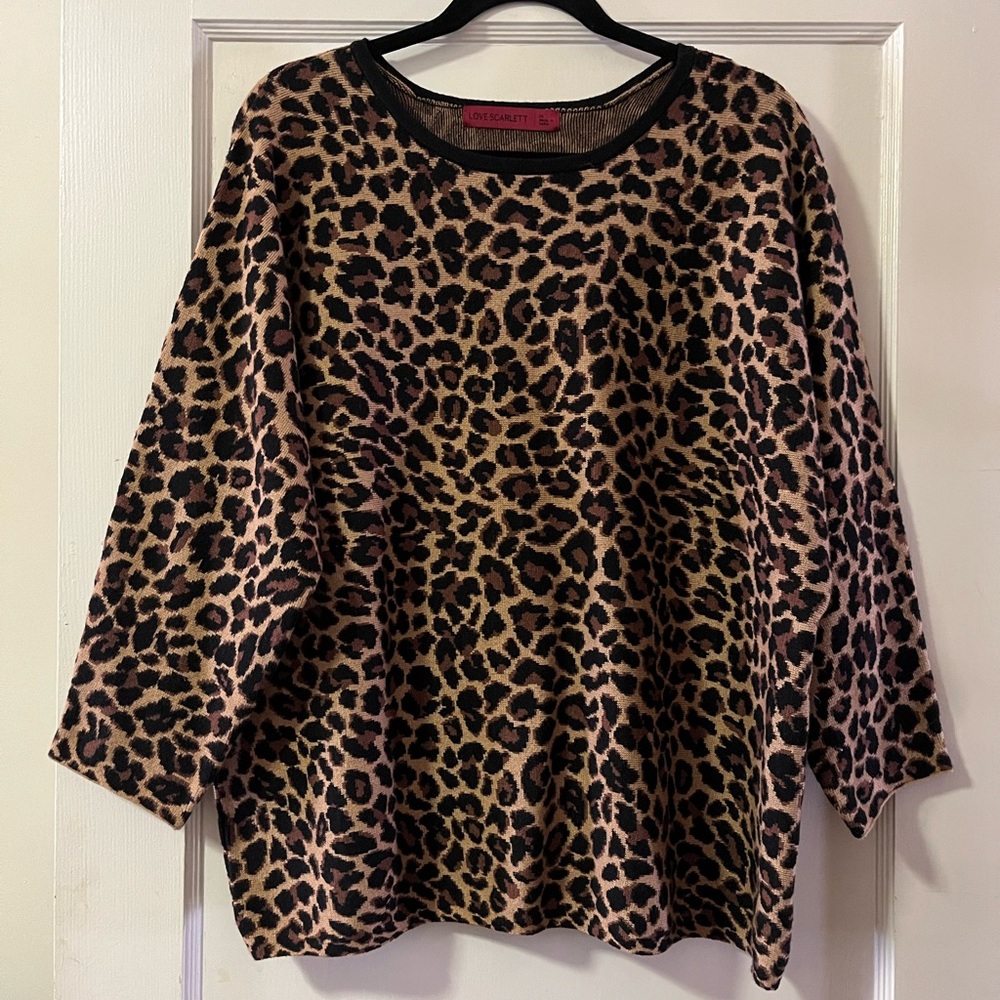 Animal Print 3/4 Sleeve Boxy Sweater